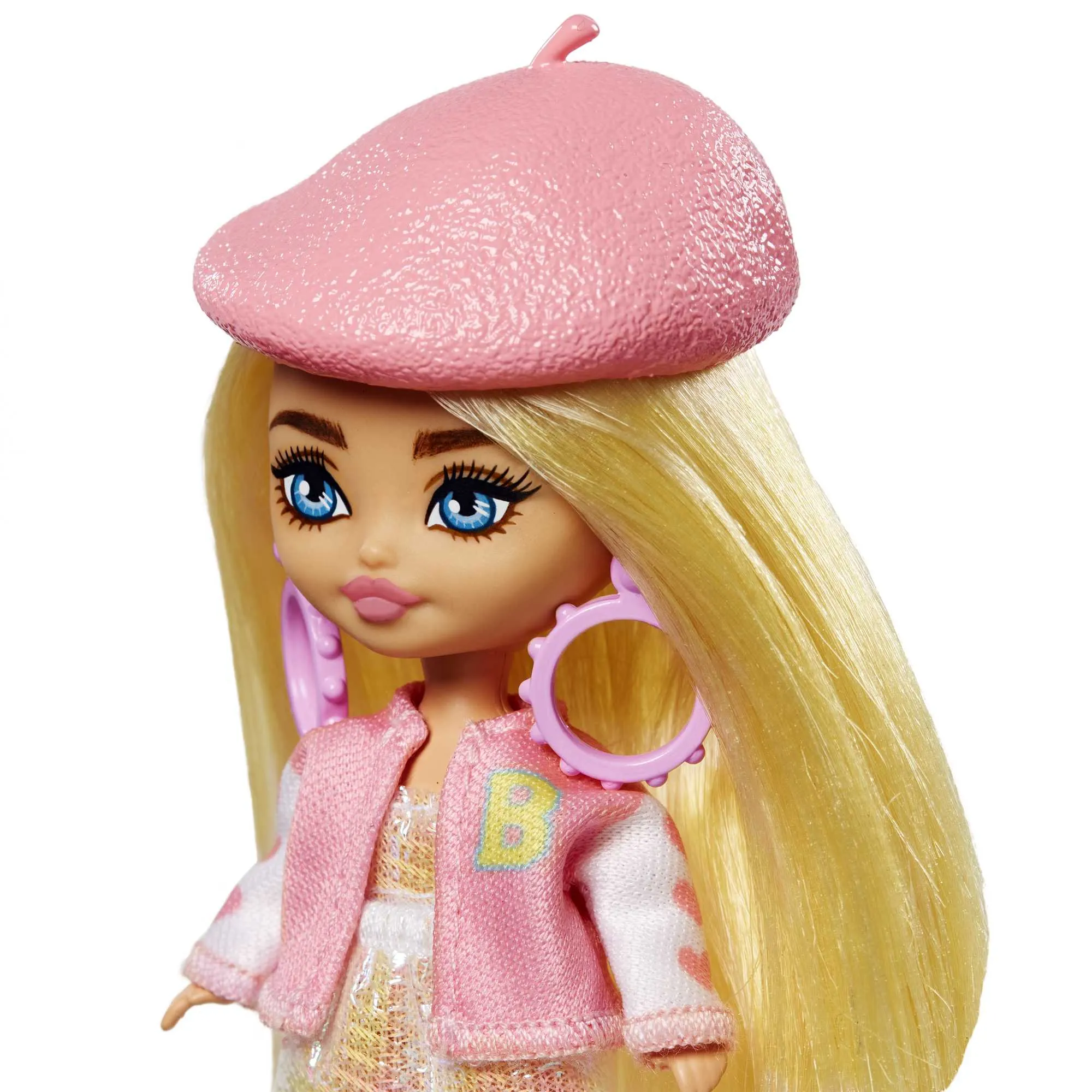 Barbie Extra Mini Minis Muñeca Chamarra Universitaria