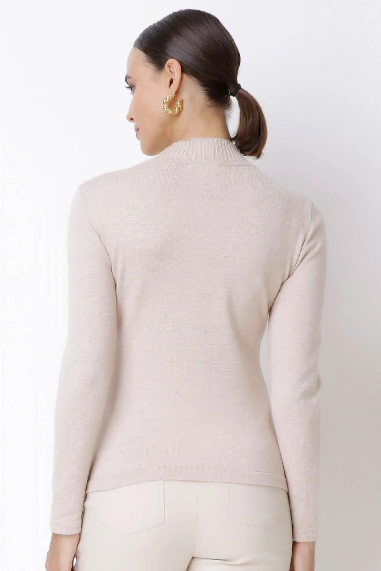 Blusa de Tricot Gola Alta Bege Seiki