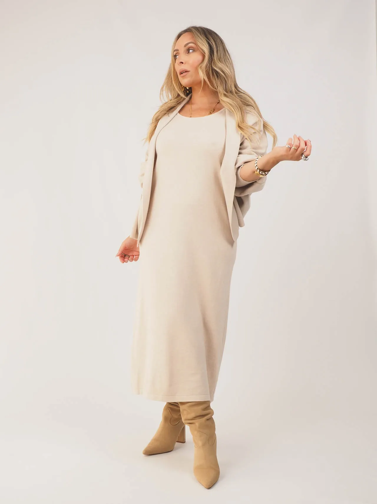 Conjunto Vestido e Casaco em Malha
