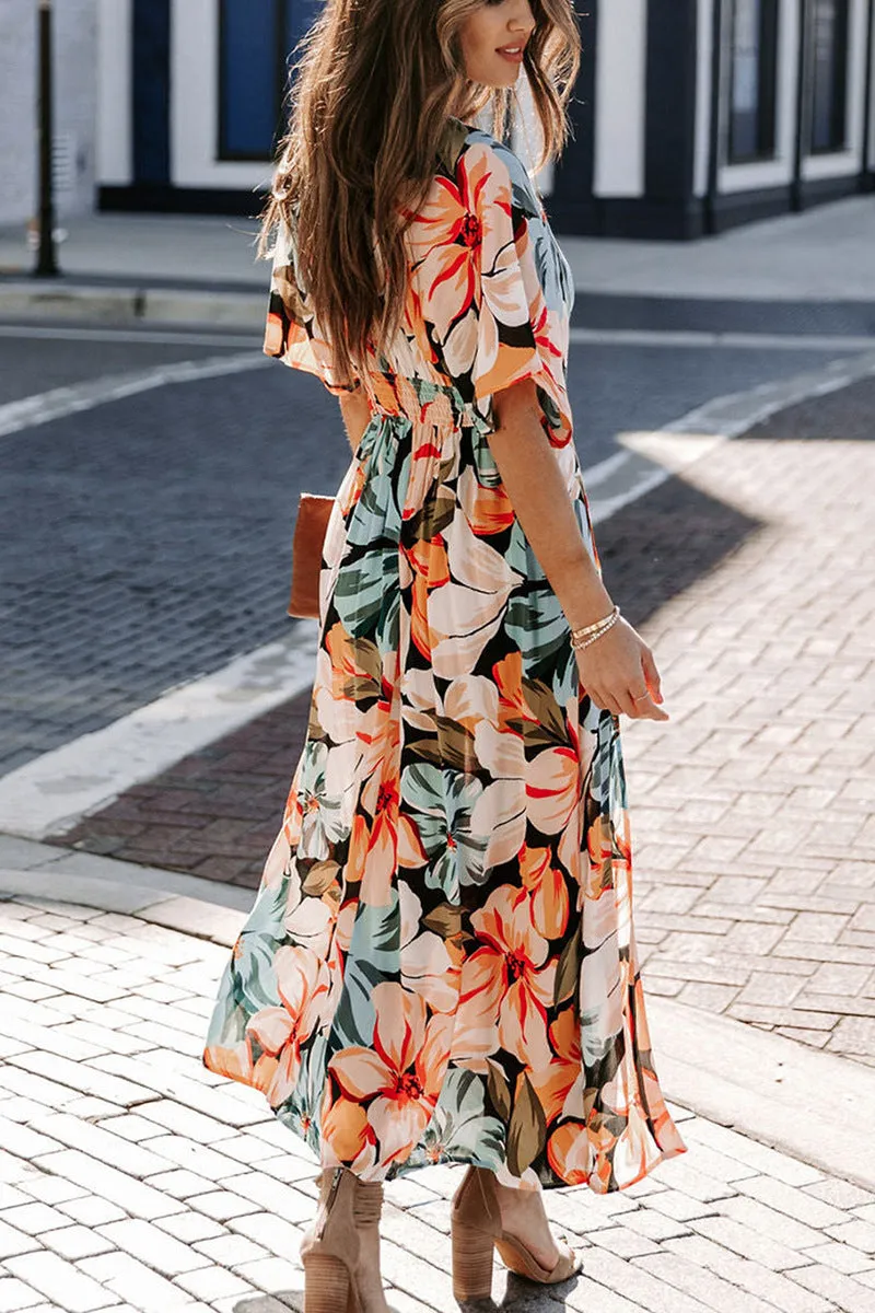 Vestido Amelia Flores Decote V Fenda