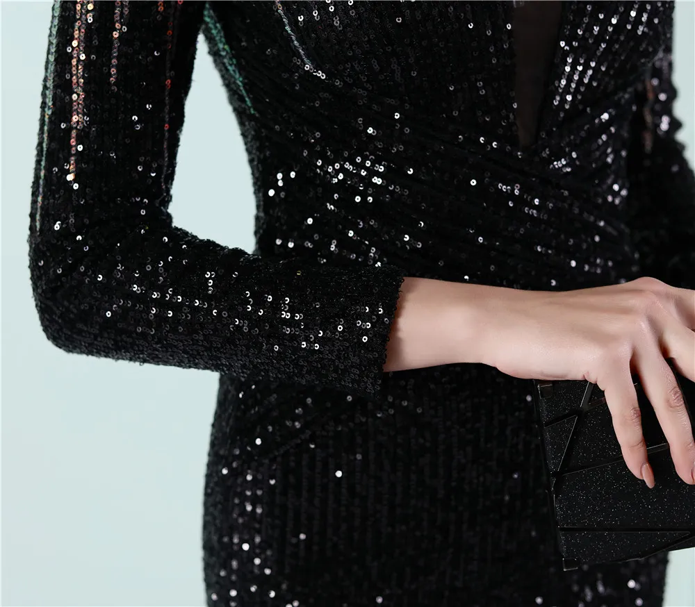 Vestido de Festa Longo com Detalhes Paetês Degradê Preto