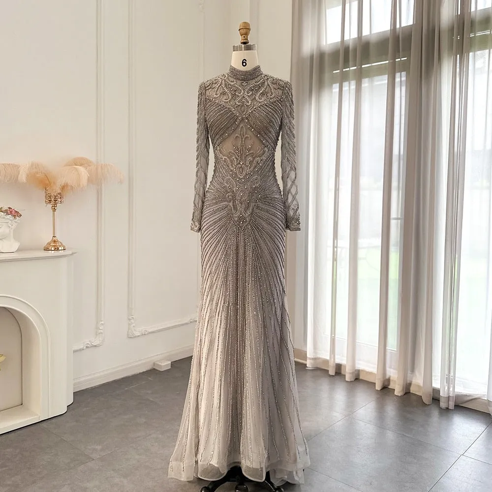 Vestido de Festa Longo com Silhueta Sereia e Detalhes em Cristais - Modelo Especial