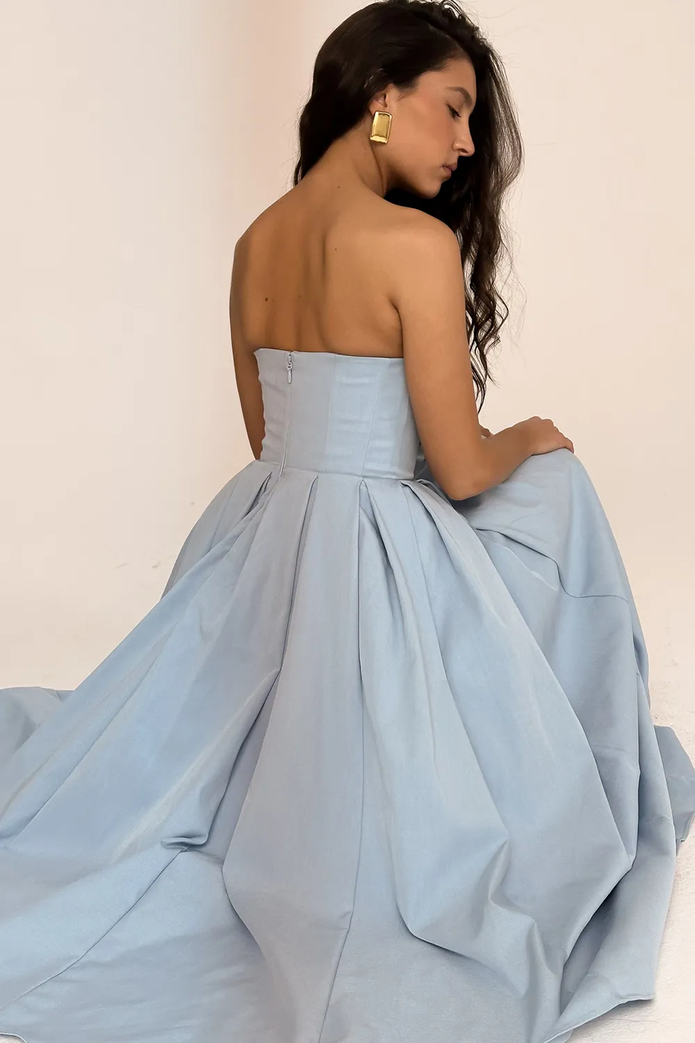 Vestido Feminino Liso Azul Midi Sem Alça Modelo Audrey