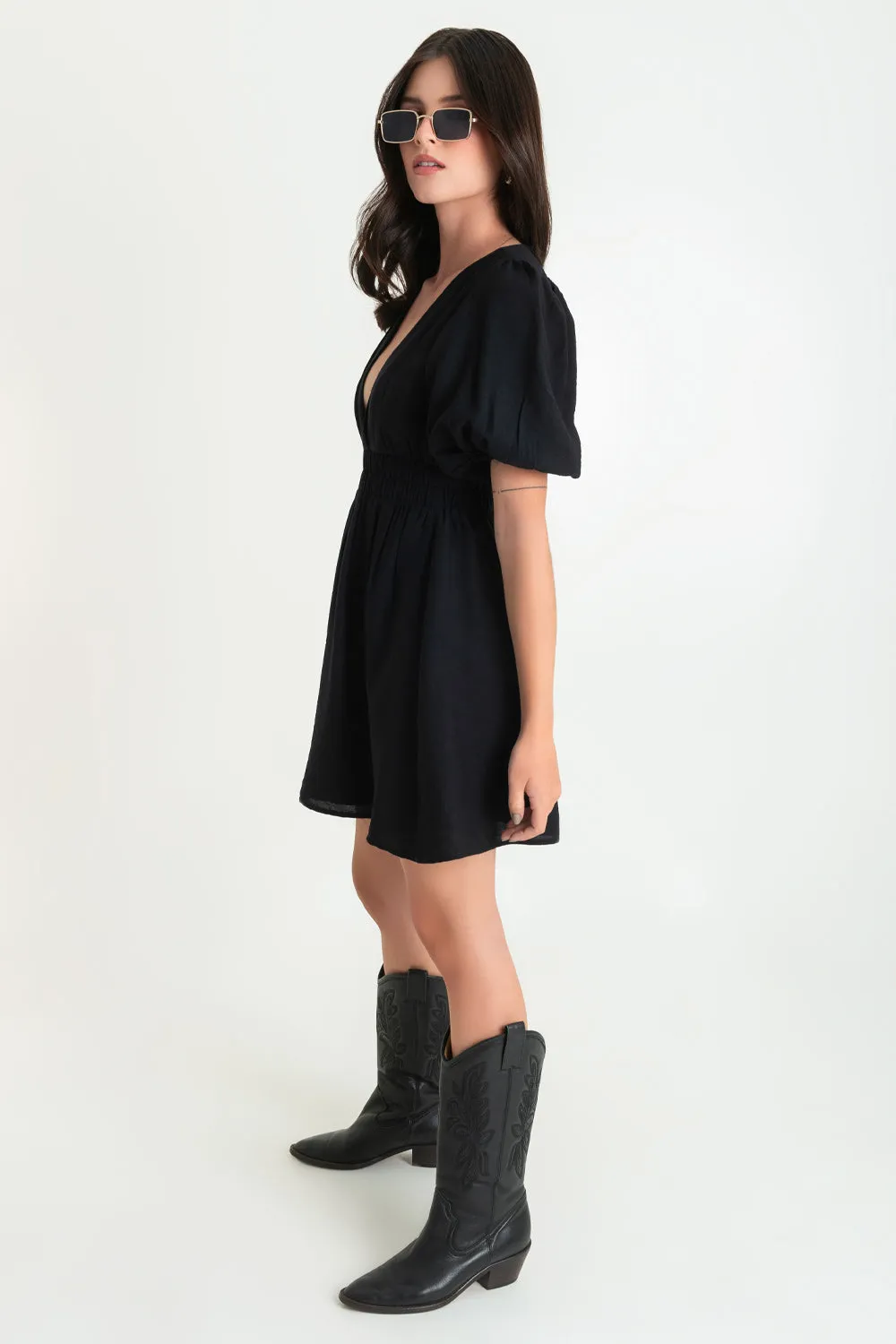 Vestido manga corta escote v con plisados
