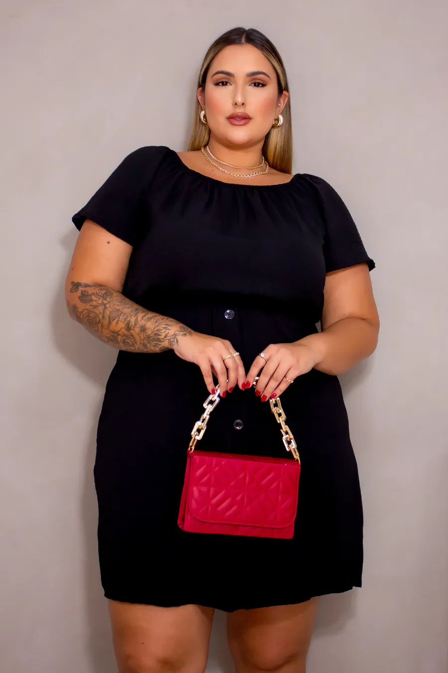Vestido Plus Size Com Botões Bardot